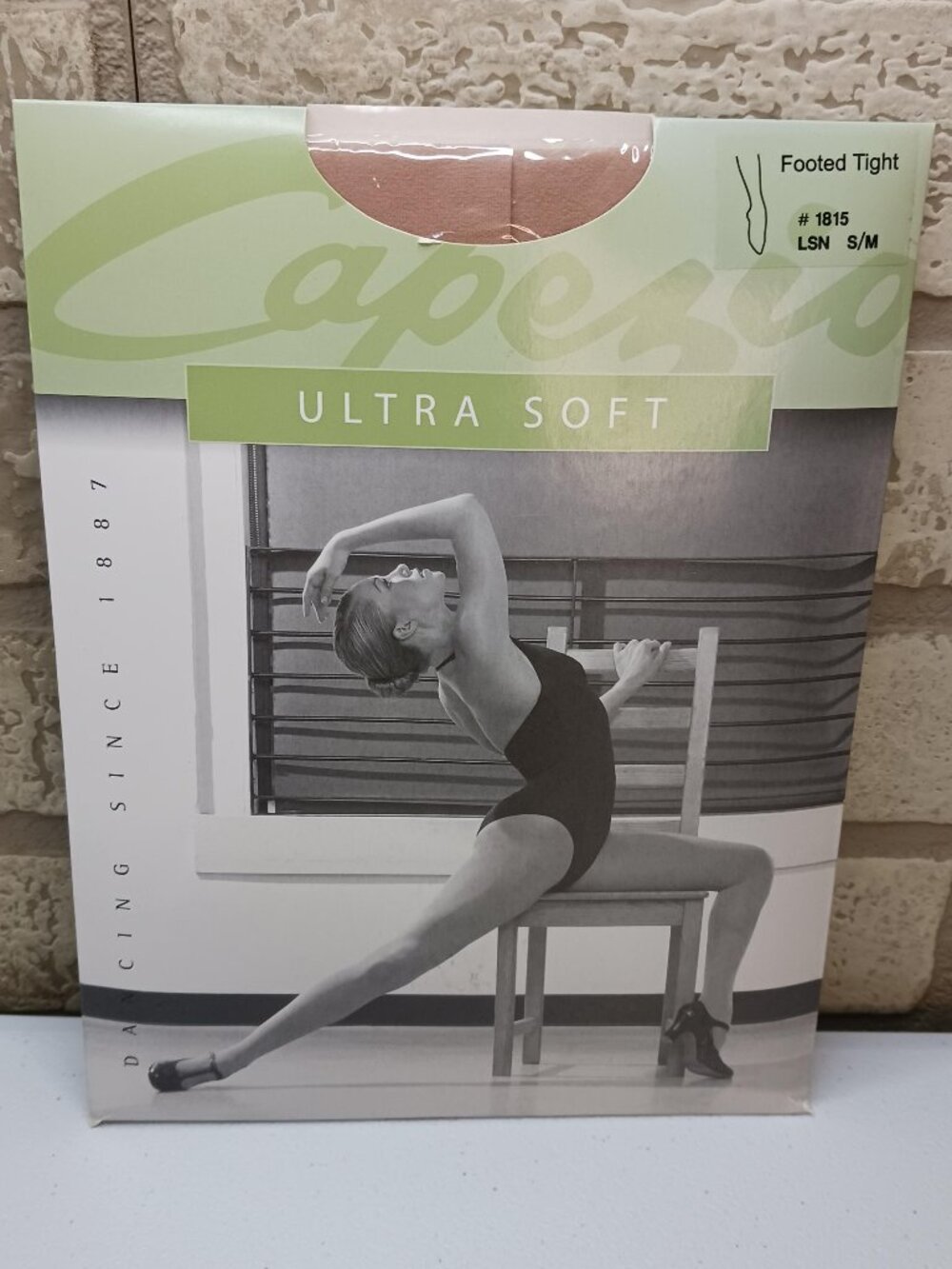 Capezio Womens S/M Footed Tights Matte Nude #1815 Ultra Soft Semi Opaque